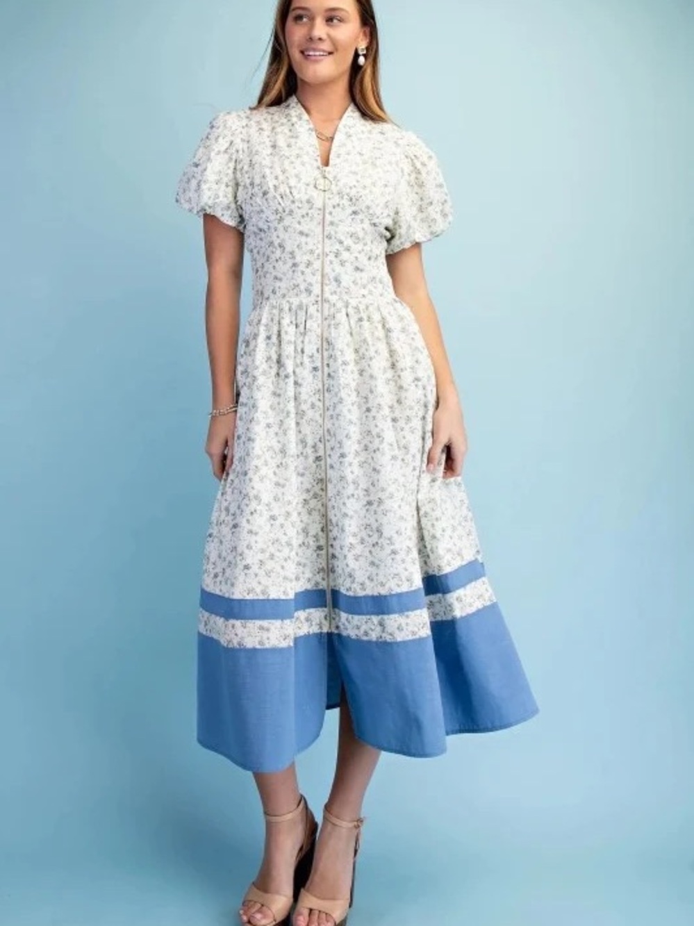 Floral Zip-Front Midi Dress in White and Blue
